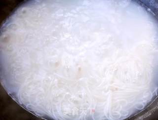 幸福早餐排骨米线的做法步骤：4