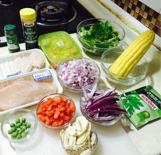 鸡肉口蘑焗饭的做法步骤：1