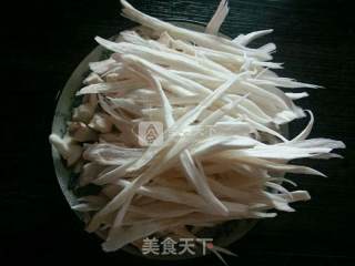 杏鲍菇炒鸡蛋的做法步骤：4