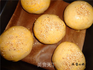 花生芝麻小面包的做法步骤：12