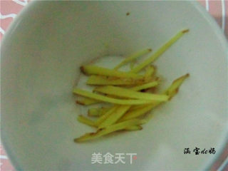 姜枣红糖养生茶的做法步骤：1