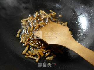 猪肉蒿菜波纹面的做法步骤：4