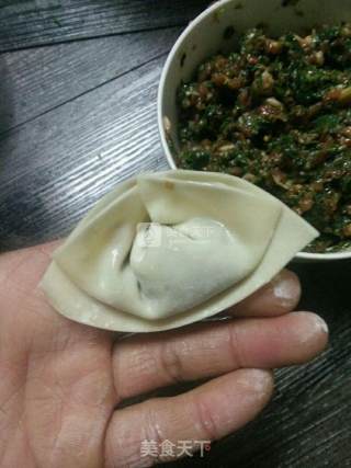 荠菜猪肉馄饨的做法步骤：15