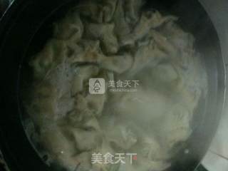 荠菜猪肉馄饨的做法步骤：18