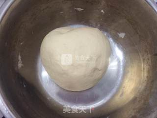 韭菜猪肉水饺包的做法步骤：2