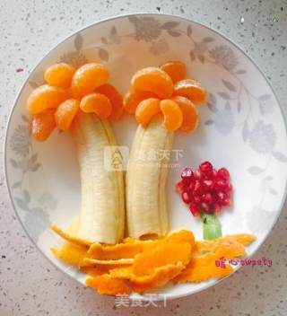 椰子树水果拼盘的做法步骤：3