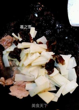 笋炒肉片的做法步骤：3