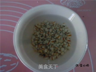 山楂薏米水的做法步骤：1
