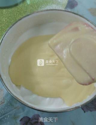 戚风原味蛋糕的做法步骤：9