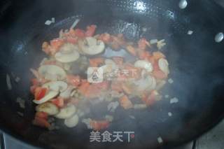 黑椒波龙烩番茄意粉的做法步骤：19