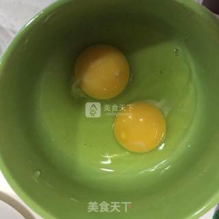 菠菜炒鸡蛋的做法步骤：2