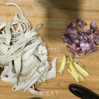 红烧千张的做法步骤：1