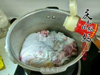 红烧羊肉的做法步骤：1