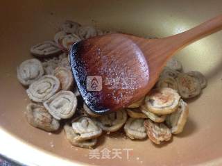 糖醋霉千张筒的做法步骤：2