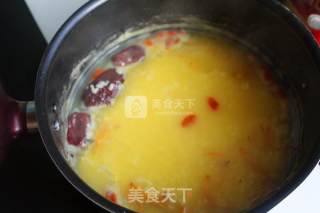 冬季养生虫草花枸杞粥的做法步骤：7