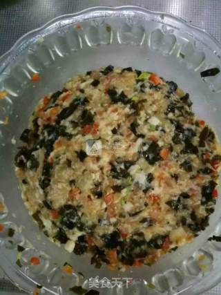 木耳小肉包的做法步骤：1