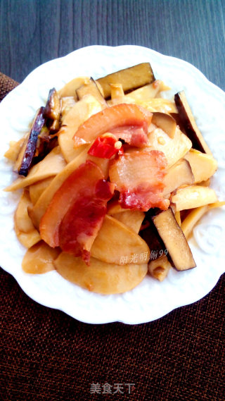 香干炒鸡腿菇的做法步骤：9