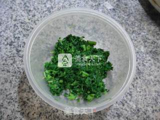 香干蒿菜馅春卷的做法步骤：4