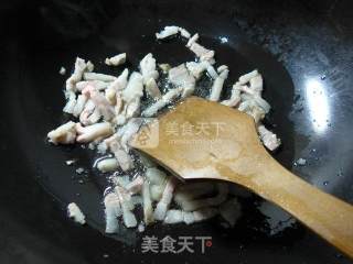 猪肉粉丝煮蒿菜的做法步骤：2
