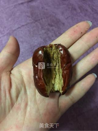 红枣夹核桃的做法步骤：4