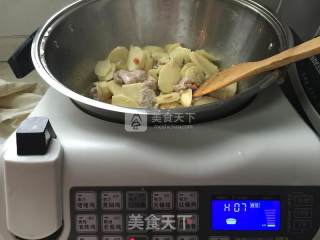 茨菰冬笋肉片的做法步骤：12