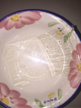 牛奶布丁的做法步骤：1