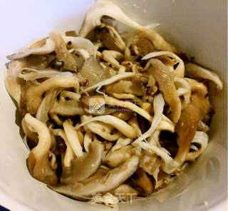 香酥孜然平菇的做法步骤：7