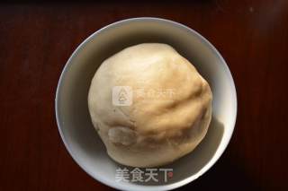春天的味道—玫瑰鲜花饼的做法步骤：2