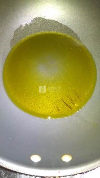 清炒紫色土豆丝的做法步骤：3