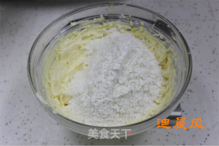 花生小小酥的做法步骤：4