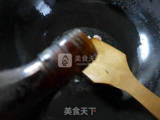 榨菜丝肉末炒鸡蛋的做法步骤：3