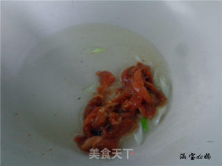 肉丝炒蒜黄的做法步骤：6