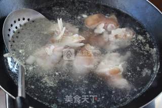 芸豆猪蹄汤的做法步骤：2