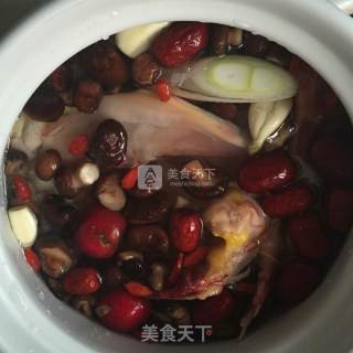 养生香菇炖老母鸡的做法步骤：6