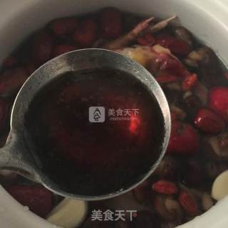 养生香菇炖老母鸡的做法步骤：7