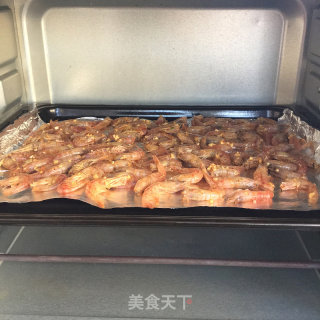 蒜香烤虾的做法步骤：5