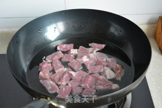 啤酒焖牛肉的做法步骤：3