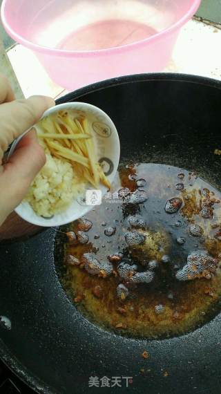豆腐红烧酸辣比目鱼的做法步骤：10