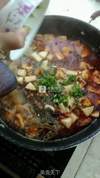豆腐红烧酸辣比目鱼的做法步骤：22