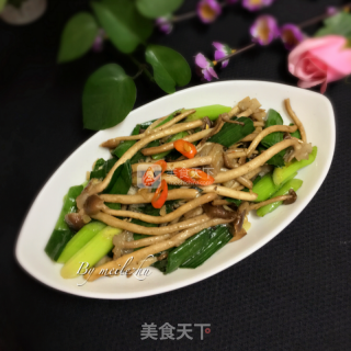 茶树菇炒蒜苗的做法步骤：11