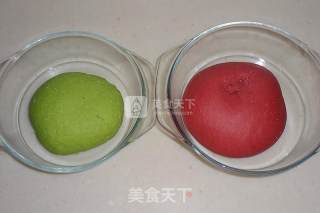 草莓小馒头的做法步骤：1