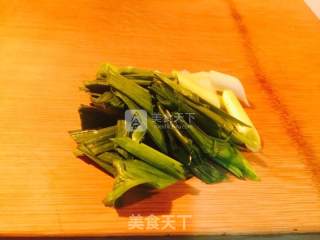 香菇鸡肉的做法步骤：3