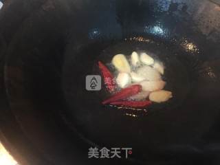 香菇鸡肉的做法步骤：4