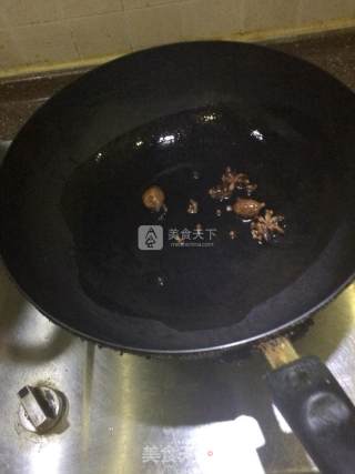 麻辣干锅牛腩的做法步骤：5