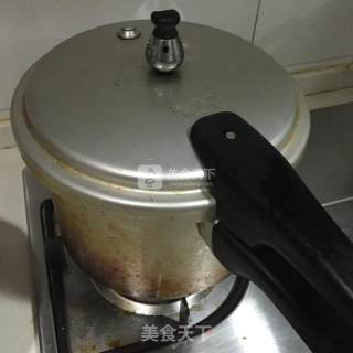 萝卜排骨汤的做法步骤：3