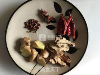 当归羊肉汤的做法步骤：2