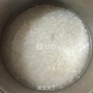 蛋花粥的做法步骤：1