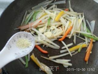 彩椒炒土豆丝的做法步骤：12