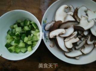 清炒香菇的做法步骤：2