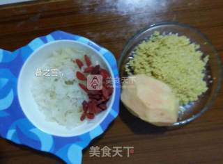 红薯小米粥的做法步骤：1